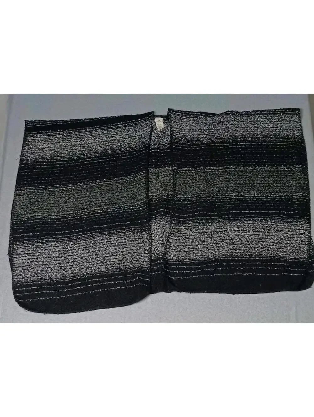 Woolrich Open Shaw Poncho Wrap Unisex One Size Black White And Grey Gray Knit